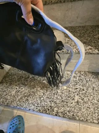 Bolso Maje Negro con Flecos