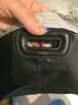 Bolso Maje Negro con Flecos