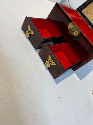 Joyero elegante para guardar joyas anillos pulsera