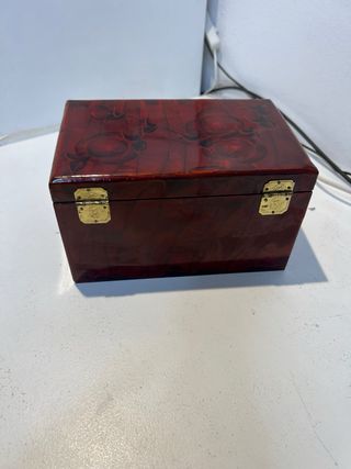 Joyero elegante para guardar joyas anillos pulsera