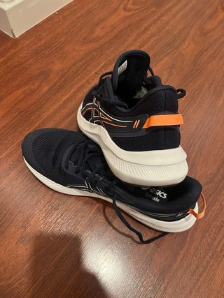 Zapatillas Asics Jolt 5 Talla 42