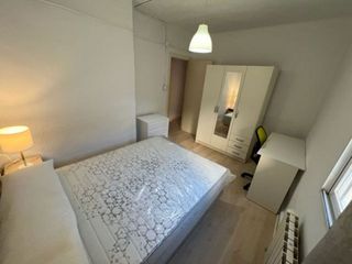 Piso en alquiler en Camino de Ronda - Rosaleda en Granada