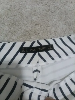 Shorts Zara Rayas Blanco y Negro