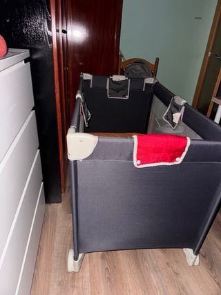 Cuna de viaje con colchón