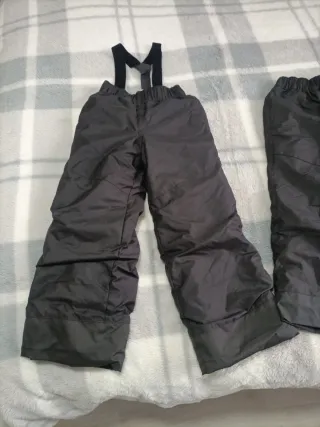 1par de Pantalones de nieve o montaña niñaTalla6-8