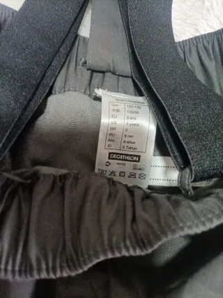 1par de Pantalones de nieve o montaña niñaTalla6-8