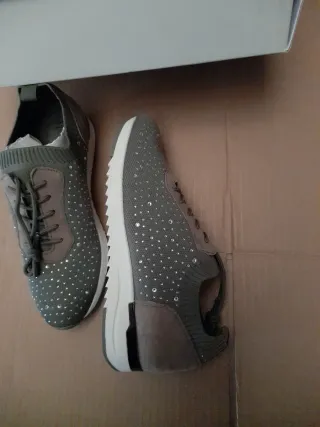 Zapatillas Mona Beige y Verde Talla 39