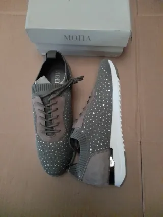 Zapatillas Mona Beige y Verde Talla 39