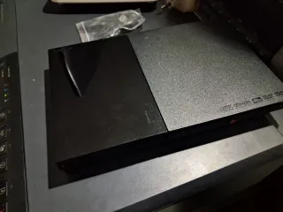 Playstation 2 Nera con 5 Giochi