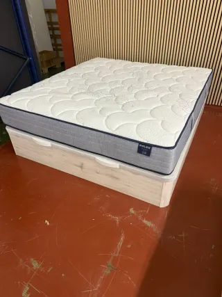 180x200 KING SIZE  CANAPE MADERA BLANCO y COLCHÓN