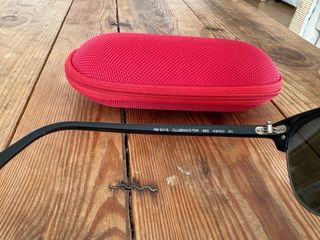 Ray-Ban Clubmaster Rojo y Negro