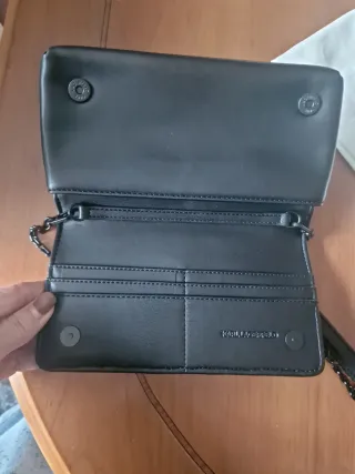 Bolso Karl Lagerfeld Negro Plisado Cadena