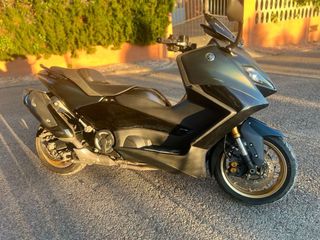 Yamaha TMAX 560 Tech Max