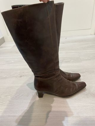 Botas Adela Gil Piel Marrón Talla 40