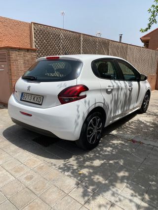 Peugeot 208 2019