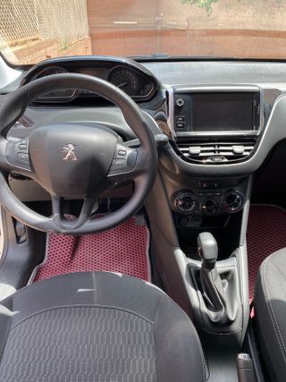 Peugeot 208 2019