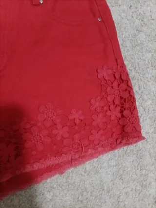 Shorts Zara y Tintoretto Rojos