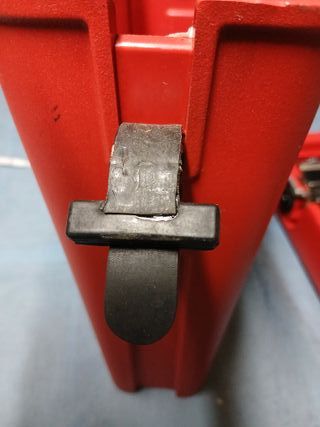 Macchina da scrivere Olivetti Valentine Rossa