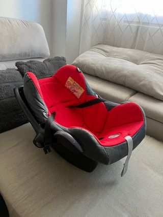 Maxi-Cosi + Easybase + Funda Walking Mum