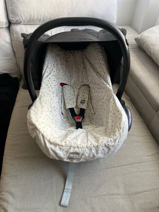 Maxi-Cosi + Easybase + Funda Walking Mum