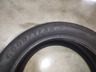 1 Neumático Goodyear EfficientGrip 205/50R17 93W