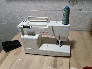 Máquina de coser Singer 2802c