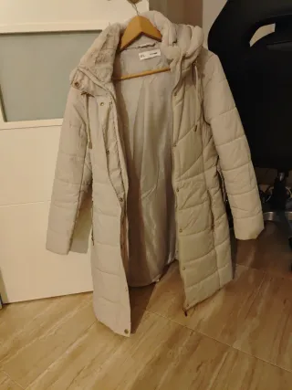 Parka larga beige talla S nueva