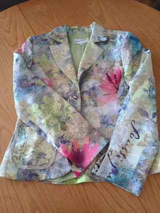 Chaqueta floral fiesta