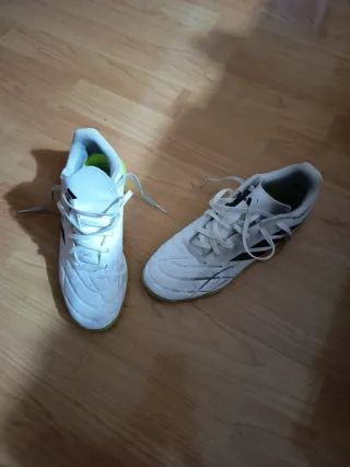 Zapatillas Adidas Fútbol Talla 39.5
