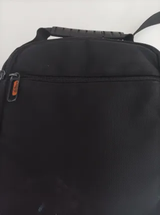 Borsello uomo CM nero