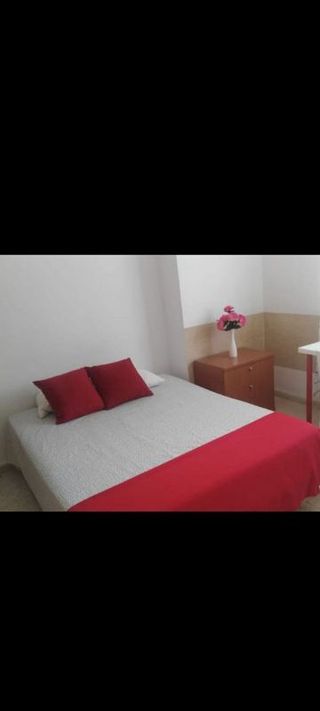 Piso en alquiler en El Molinillo - Capuchinos en Málaga