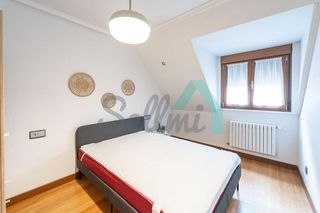 Piso en alquiler en Zona Teatro Campoamor en Oviedo