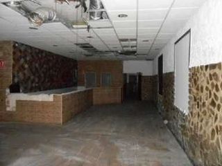 Local comercial en venta en Universidad en Ciudad Real