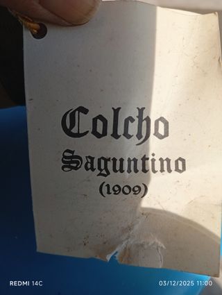 Botijo de Saguntino del año 1911.corcho y latón