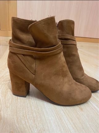 Botines marrones tacón