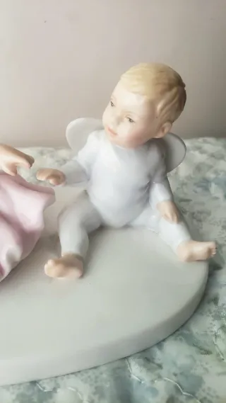 Statuina angeli Royal Doulton porcellana