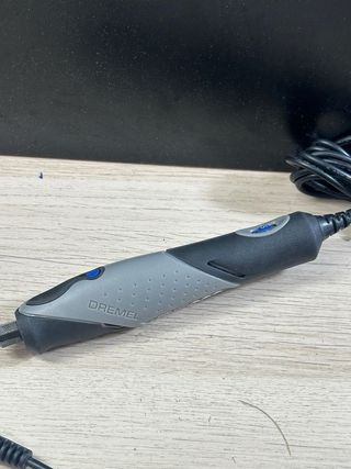 Dremel 2050: Multiherramienta