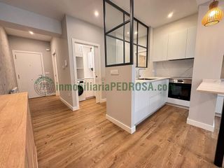 Piso en alquiler en Zona de Plaza de Barcelos en Pontevedra