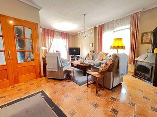 Casa adosada en venta en San Miguel de Salinas