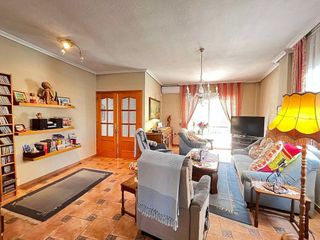 Casa adosada en venta en San Miguel de Salinas