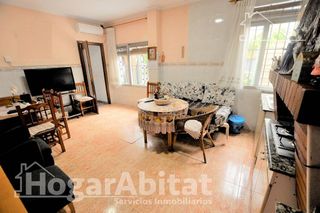 Chalet en venta en Zona Concordia en Burjassot