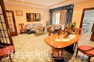 Chalet en venta en Zona Concordia en Burjassot