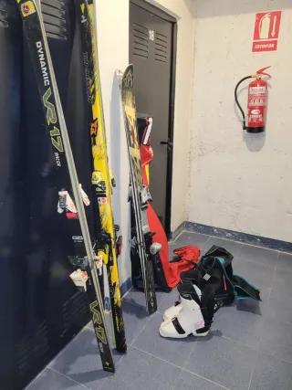 Esquís Rossignol, Dinamic VR17 y Dynastar.