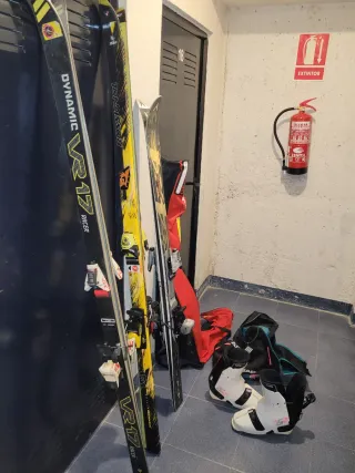 Esquís Rossignol, Dinamic VR17 y Dynastar.