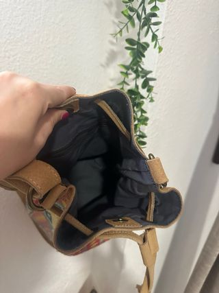 Bolso tipo saco piel étnico