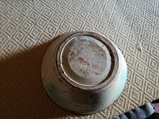 Lotto di 2 antichi piatti profondi, ciascuno vale 25