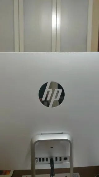 HP All in One 24 Ordenador Gris/Blanco