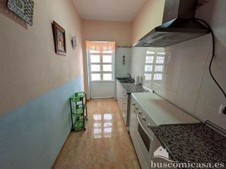 Piso en alquiler en Linares