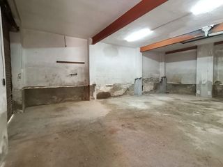 Local comercial en alquiler en Benetússer