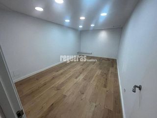 Local comercial en venta en Centro en Avilés